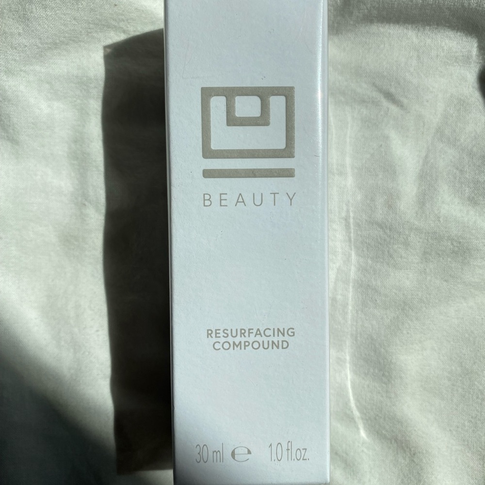 Resurfacing compound